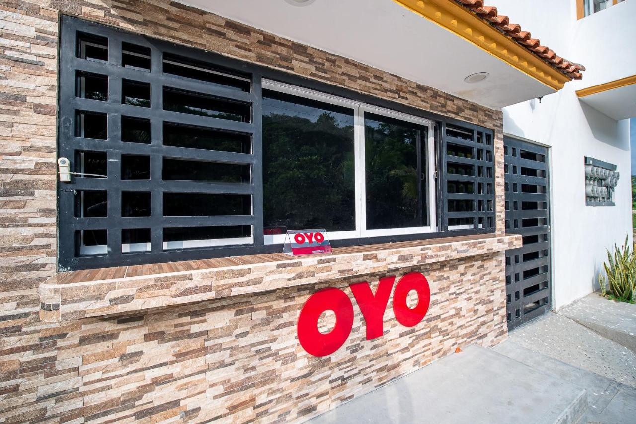Oyo Hotel Posada San Vicente, Huatulco Santa María Huatulco Екстериор снимка